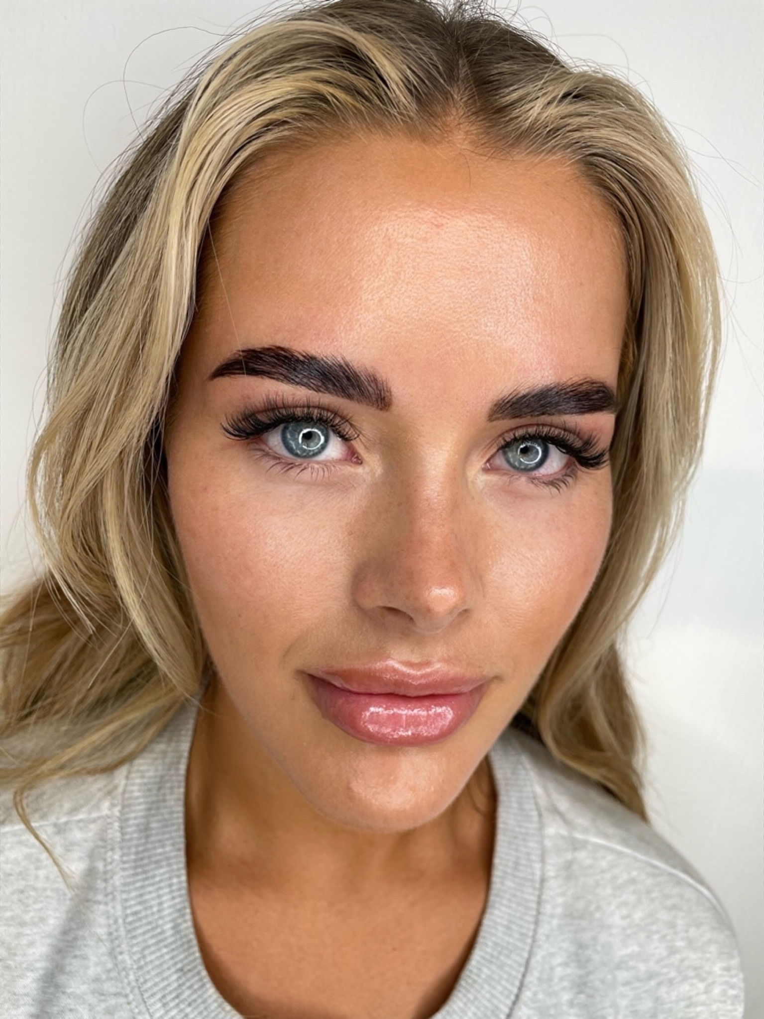 Eyebrow Pro Styling
